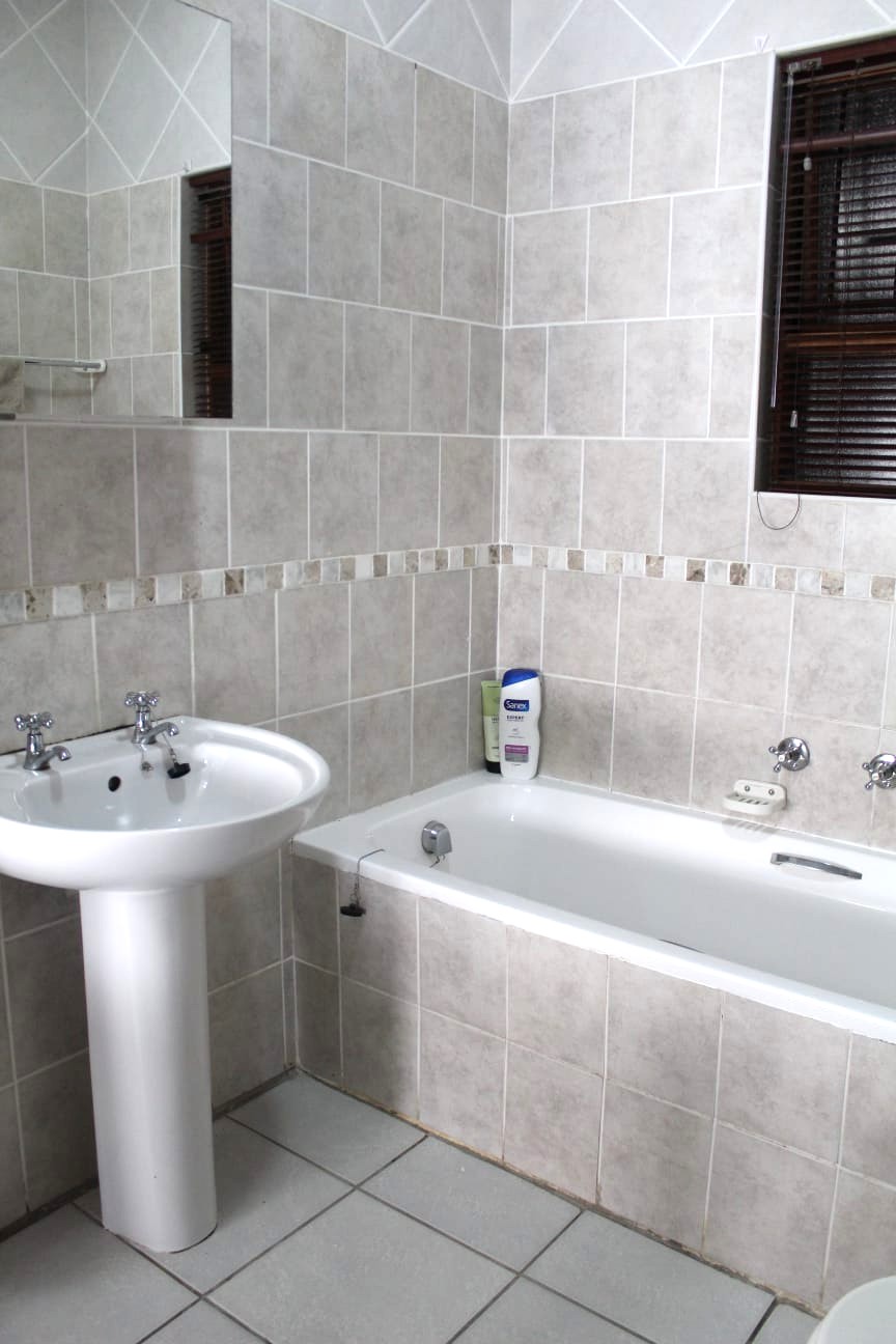 2 Bedroom Property for Sale in Jeffreys Bay Central Eastern Cape